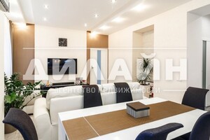Сдается в аренду 2-комнатная квартира 67 кв. м в Запорожье, цена: 20000 грн