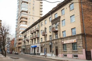Продается 1-комнатная квартира 18 кв. м в Харькове, Короленко улица