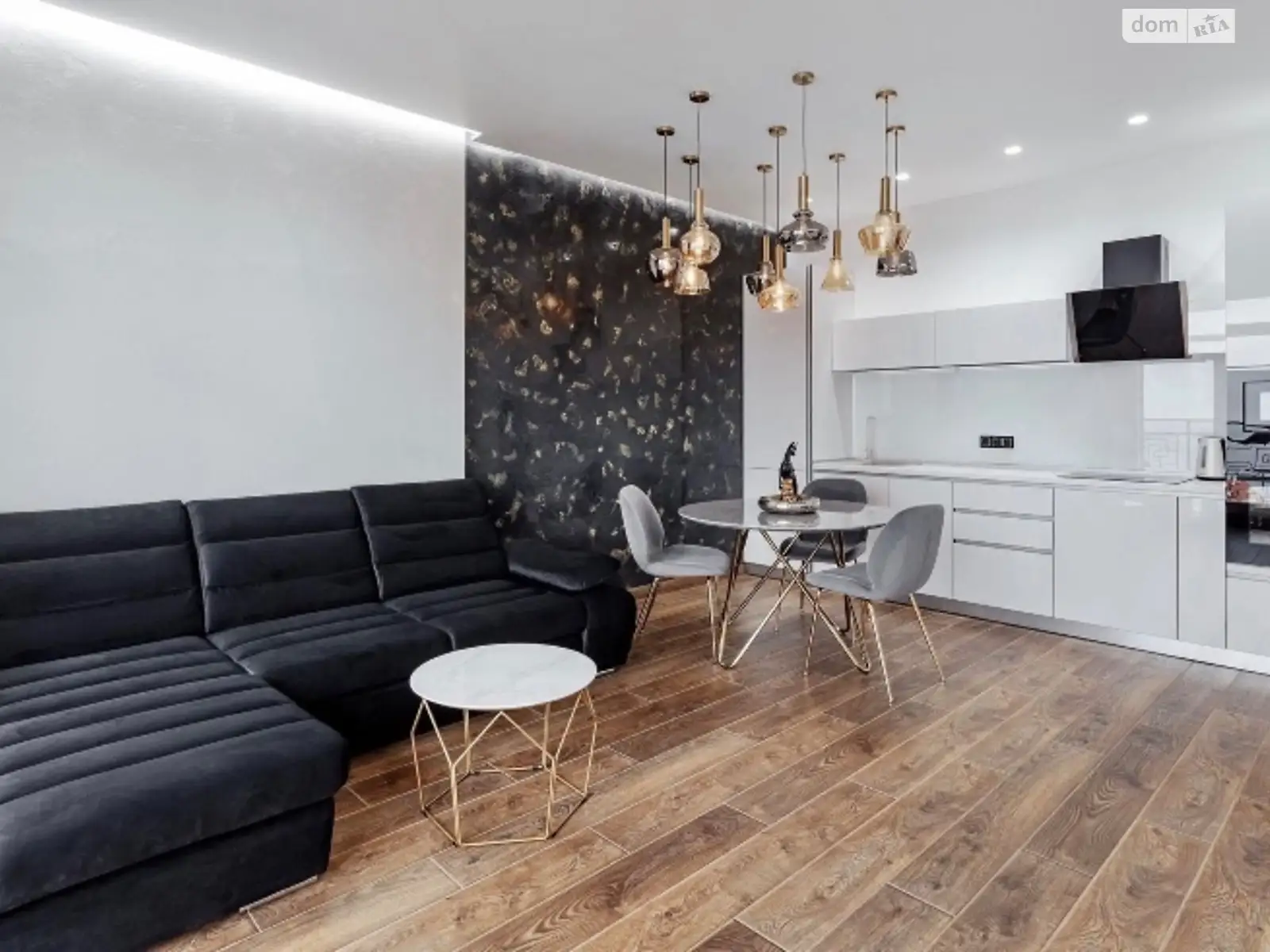 Сдается в аренду 2-комнатная квартира 60 кв. м в Одессе, бул. Французский, 60В - фото 1