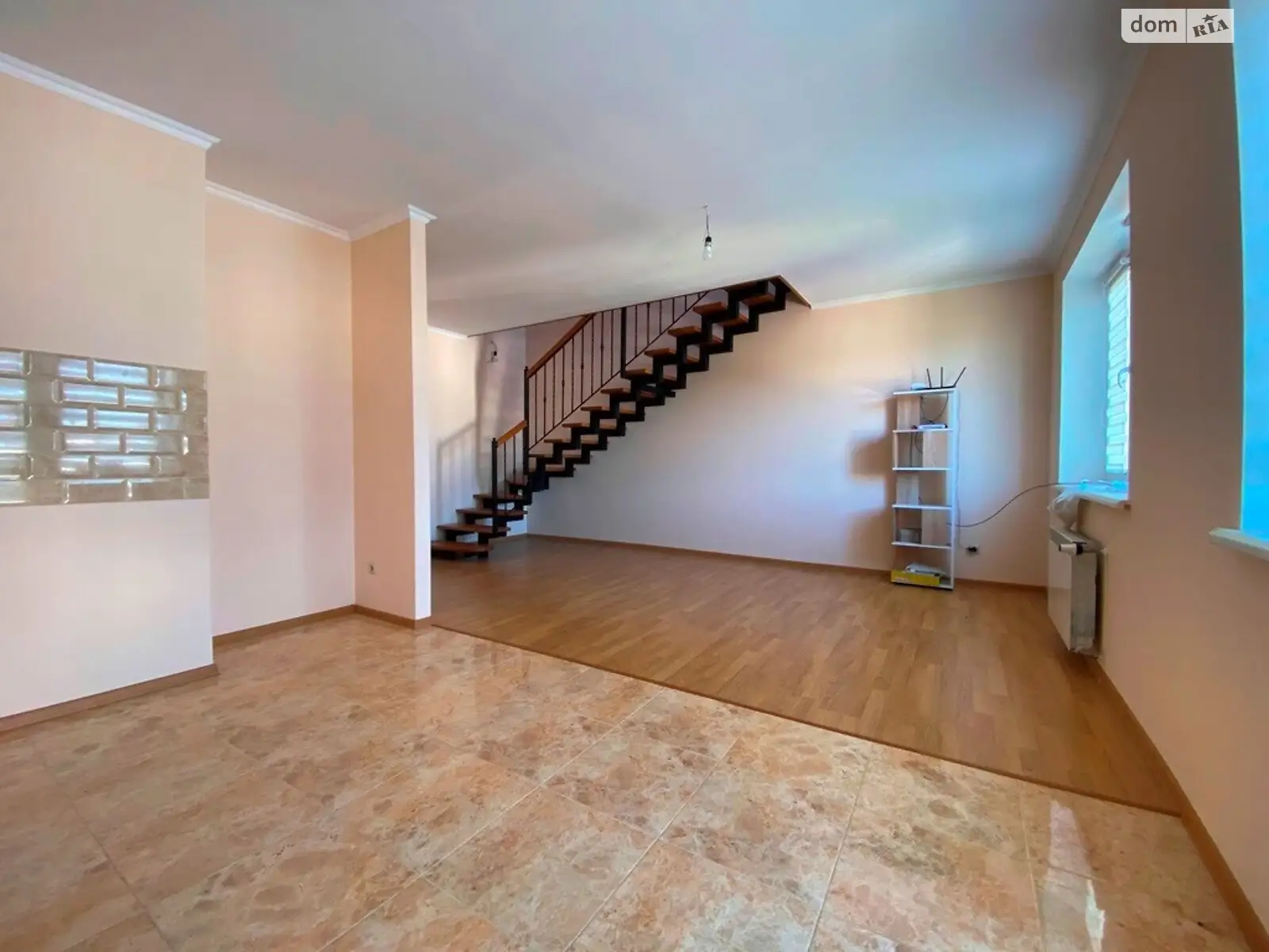 Продается 3-комнатная квартира 111 кв. м в Моршине, цена: 90000 $