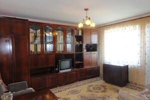 Сдается в аренду 2-комнатная квартира 55 кв. м в Николаеве, цена: 4000 грн