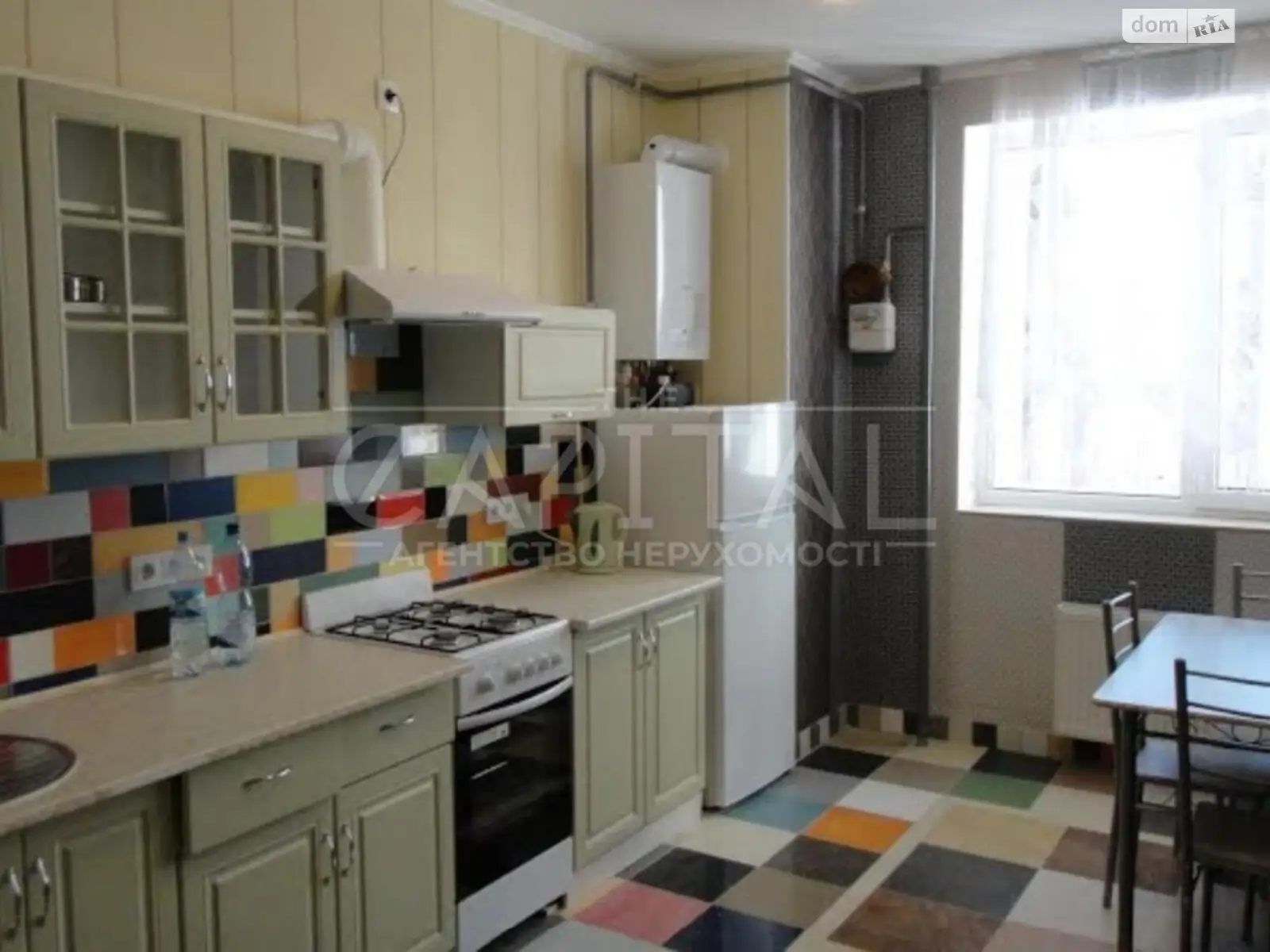 Продается 1-комнатная квартира 47 кв. м в Киеве, ул. Садовая, 1 - фото 1