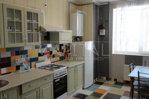 Продается 1-комнатная квартира 47 кв. м в Киево-Святошинске, ул. Садовая