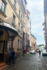 Здається в оренду приміщення вільного призначення 100 кв. м в 5-поверховій будівлі, цена: 600 $