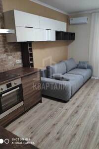 Сдается в аренду 1-комнатная квартира 60 кв. м в Киеве, Ясиноватский переулок