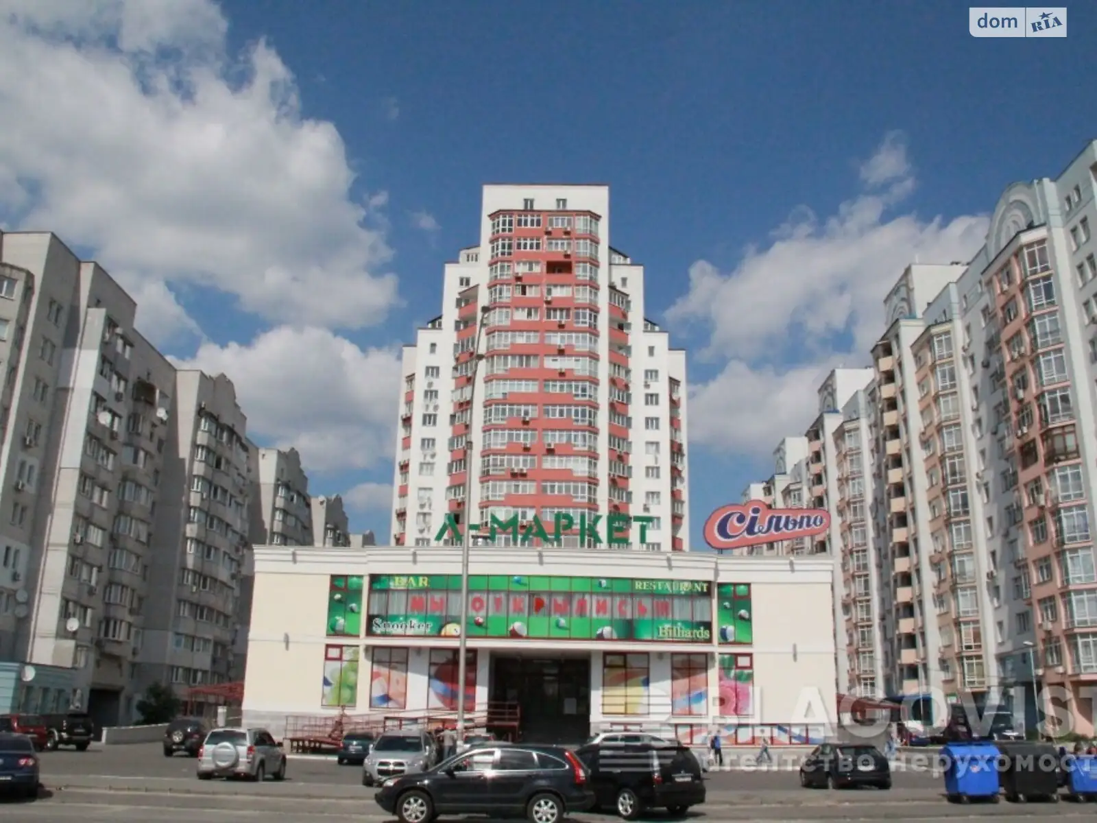 Продается 2-комнатная квартира 81 кв. м в Киеве, ул. Самойло Кошки(Маршала Конева), 7А