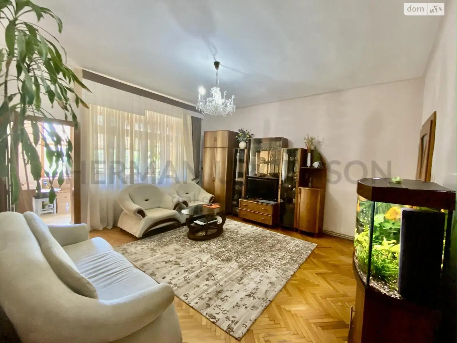 Продається 5-кімнатна квартира 166 кв. м у Ужгороді, цена: 130000 $ - фото 1