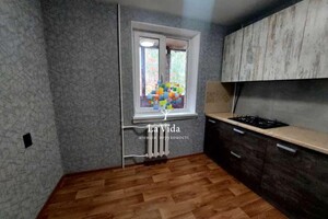 Продается 1-комнатная квартира 30 кв. м в Киеве, Зодчих улица
