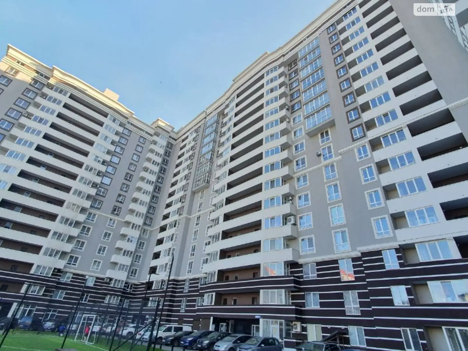 Продается 2-комнатная квартира 67 кв. м в Хмельницком, ул. Свободы, 20/1 - фото 1