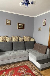 Продается 4-комнатная квартира 80 кв. м в Ивано-Франковске, цена: 75000 $