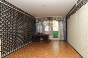 Продажа квартиры, Ивано-Франковск, р‑н. Центр, Бельведерська (Московская) улица