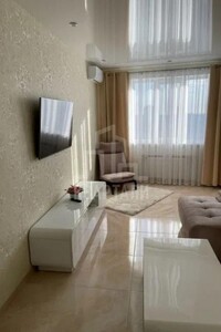 Сдается в аренду 1-комнатная квартира 47 кв. м в Киеве, Оболонский проспект
