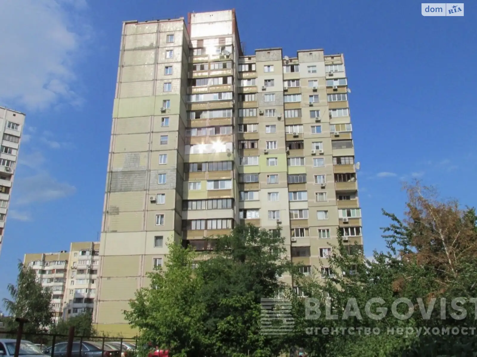 Продается 3-комнатная квартира 90 кв. м в Киеве, ул. Анны Ахматовой, 13А - фото 1