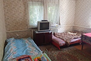 Сниму часть дома в Киево-Святошинске долгосрочно