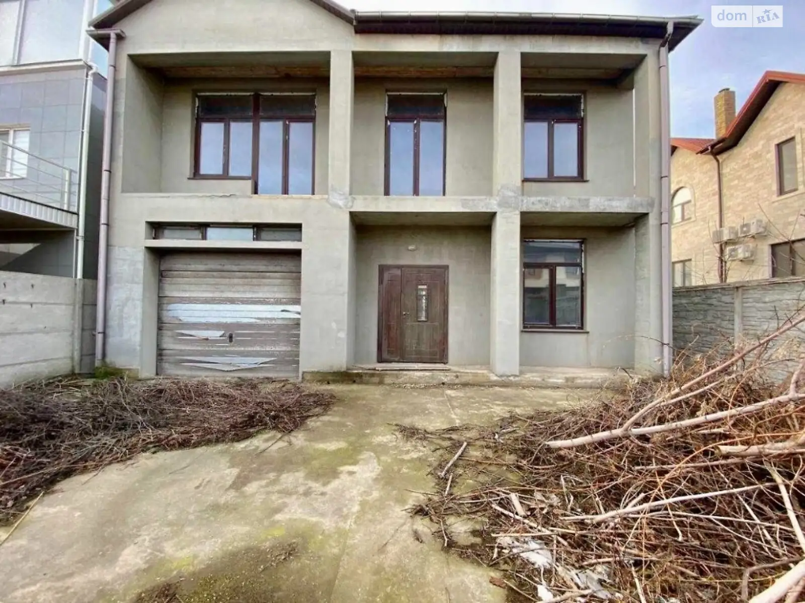 Продается дом на 2 этажа 260 кв. м с мебелью, цена: 185000 $ - фото 1