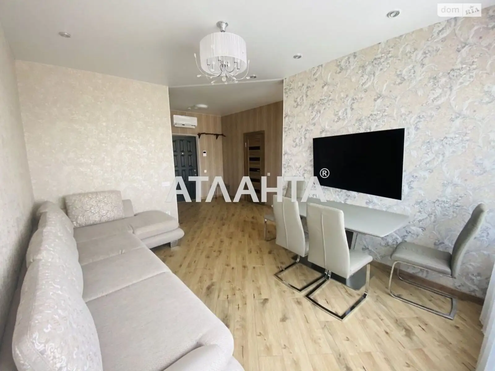 Продається 2-кімнатна квартира 60.6 кв. м у Одесі, цена: 130000 $ - фото 1