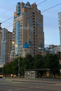 Продается 4-комнатная квартира 110 кв. м в Киеве, просп. Академика Палладина