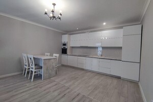 Продажа квартиры, Ивано-Франковск, р‑н. Центр, Мельника, дом 10