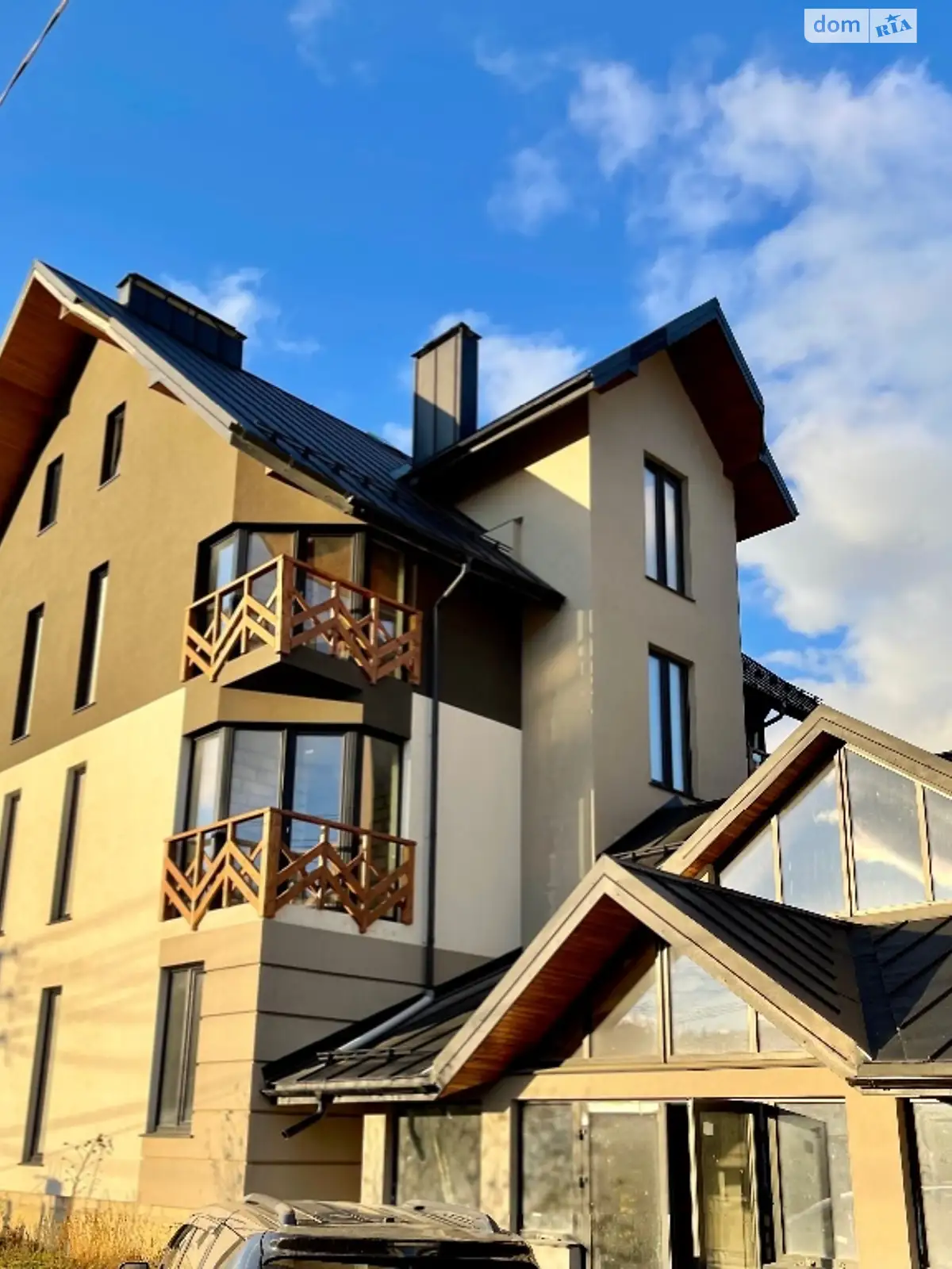 Продается объект сферы услуг 1150 кв. м в 4-этажном здании, цена: 630000 $ - фото 1