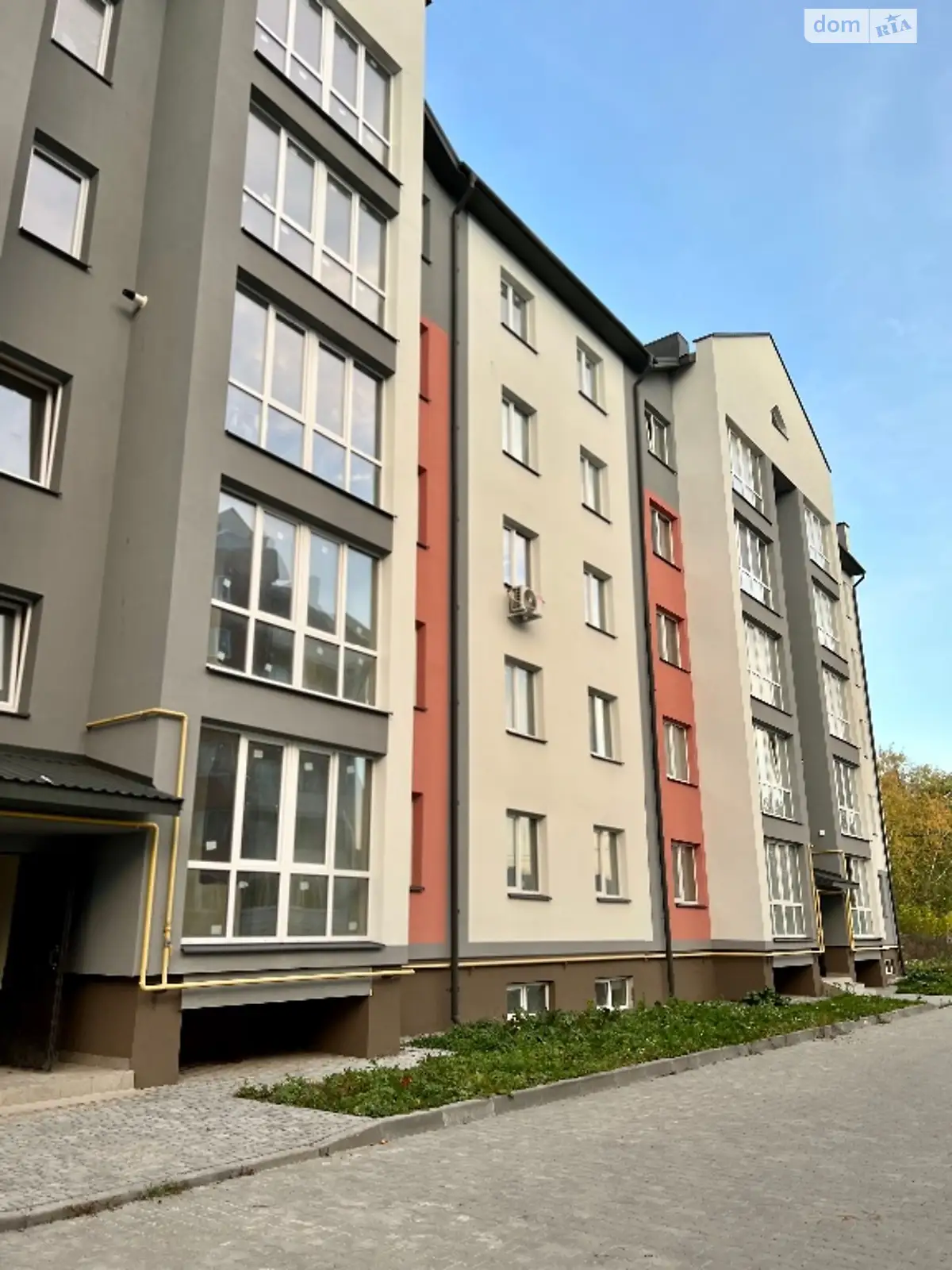 Продається 2-кімнатна квартира 74 кв. м у Теребовлі, цена: 29500 $