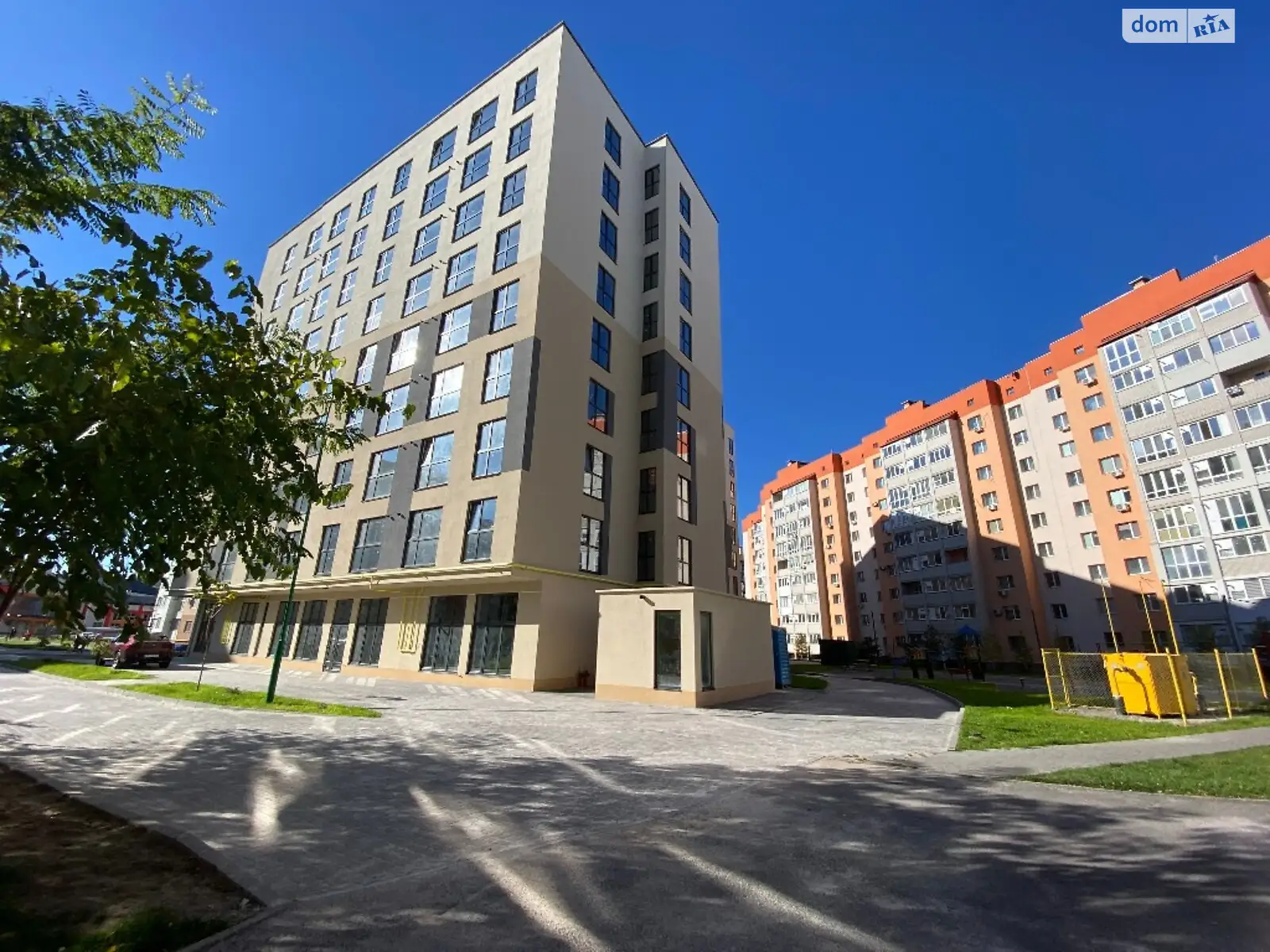 Продается 1-комнатная квартира 48 кв. м в Виннице, ул. Анатолия Бортняка - фото 1