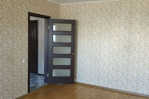 Продается 1-комнатная квартира 39 кв. м в Киеве, ул. Ревуцкого