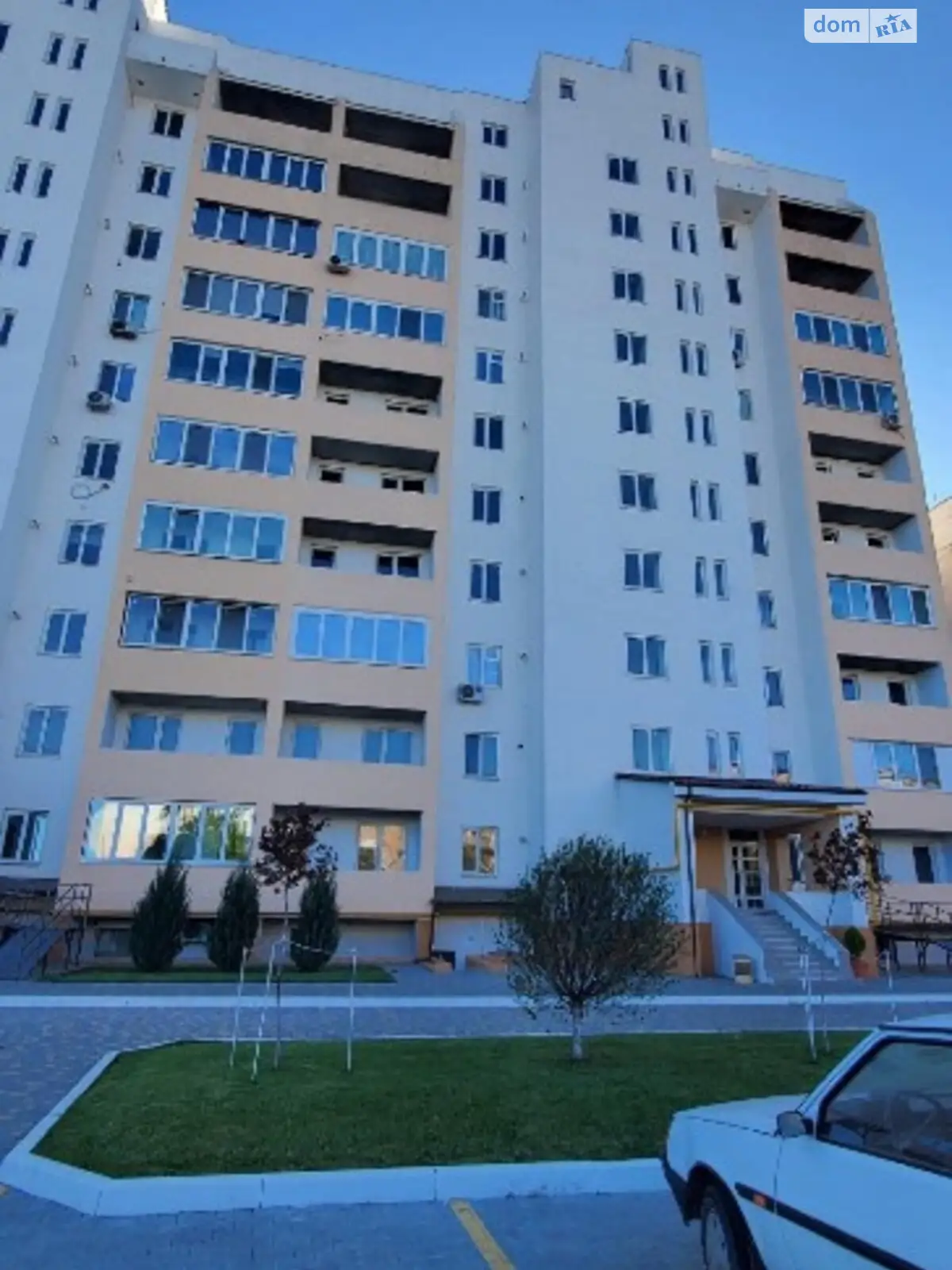 Продается 2-комнатная квартира 70 кв. м в Хлебодарском, ул. Черноморская