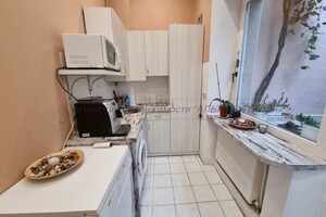 Продаж квартири, Ужгород, р‑н. Центр, Корятовича площа
