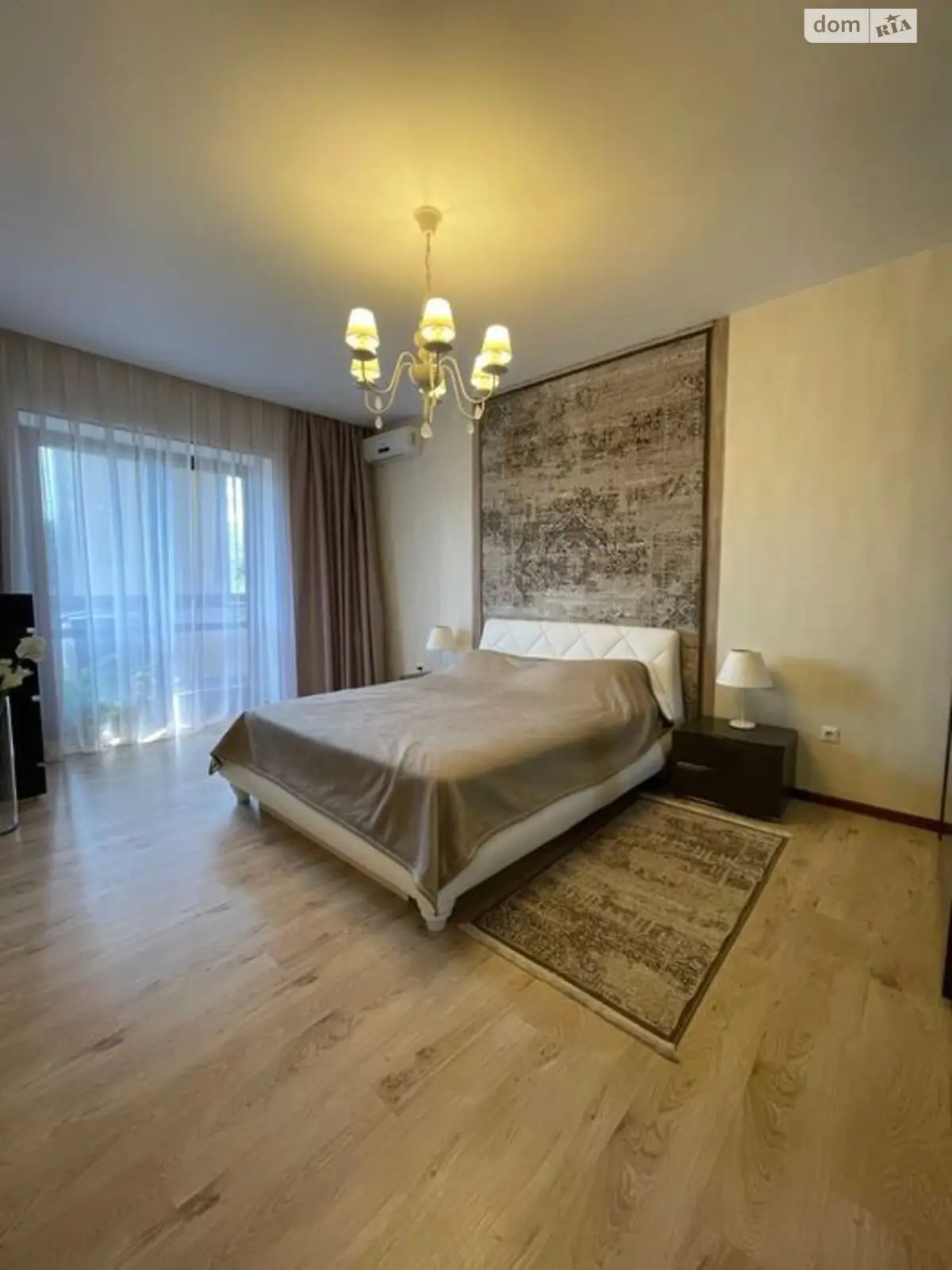 Продается 3-комнатная квартира 128 кв. м в Одессе, просп. Шевченко, 29А - фото 1