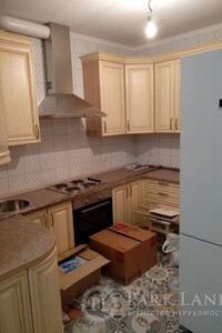 Продается 1-комнатная квартира 55 кв. м в Киеве, ул. Ованеса Туманяна