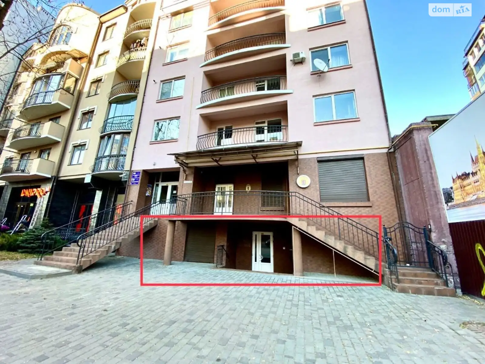 Продается объект сферы услуг 148 кв. м в 10-этажном здании, цена: 160000 $ - фото 1