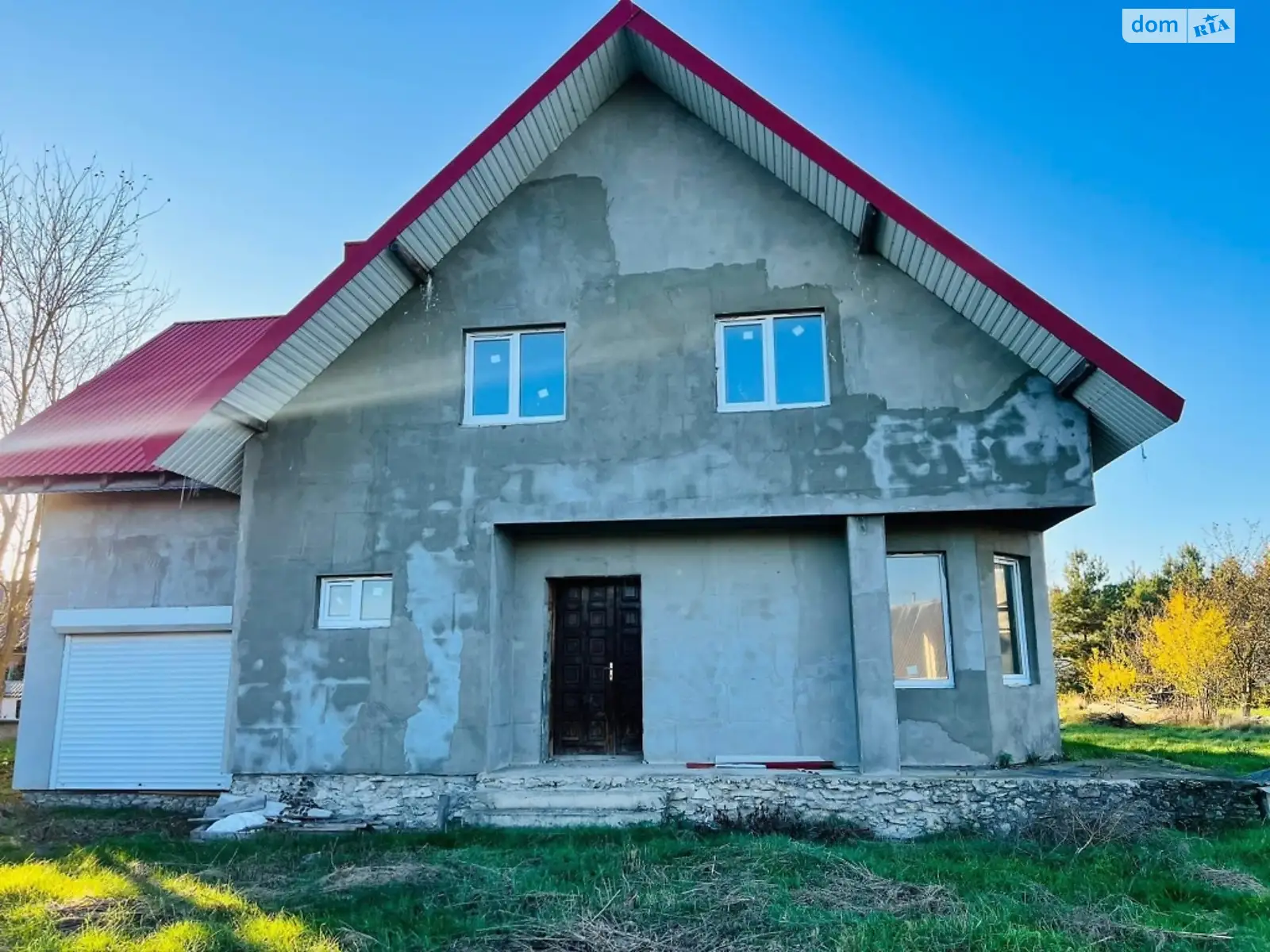 Продається будинок 2 поверховий 270 кв. м с басейном, Піщана вулиця