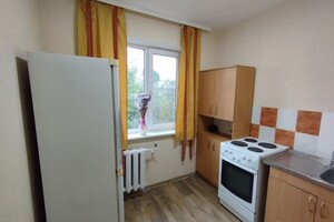Продается 2-комнатная квартира 45 кв. м в Днепре, Петра Калнышевского проспект