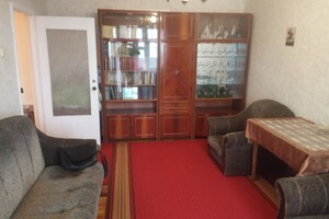 Здається в оренду кімната 70 кв. м у Києві, цена: 2000 грн