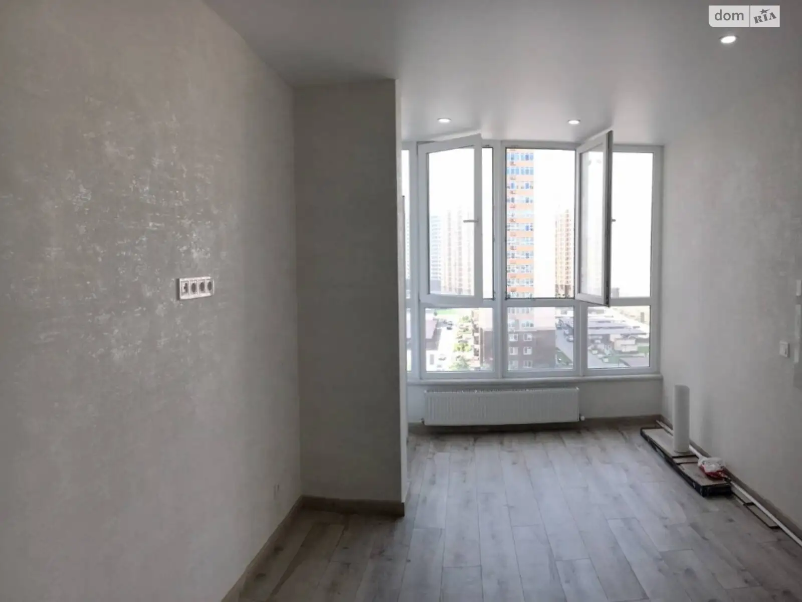 Продається 1-кімнатна квартира 49 кв. м у Одесі - фото 2