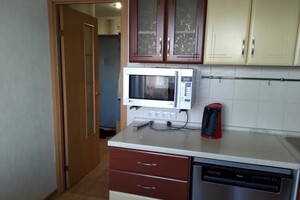 Довгострокова оренда квартири, Київ, р‑н. Оболонський, ст.м. Мінська, Героїв Дніпра вулиця, буд. 6