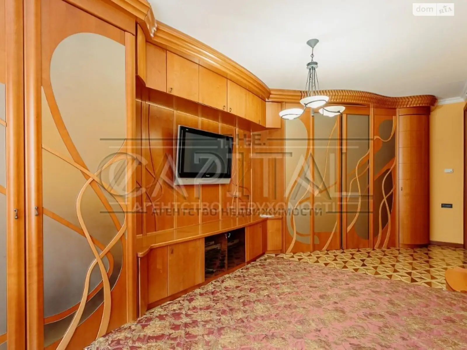 Продается 4-комнатная квартира 188 кв. м в Киеве, ул. Павловская, 11 - фото 1
