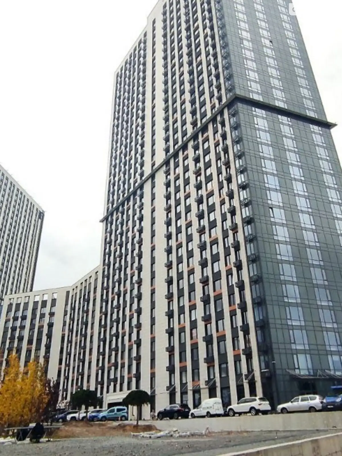 Продается 1-комнатная квартира 42 кв. м в Киеве, ул. Академика Заболотного, 1 - фото 1