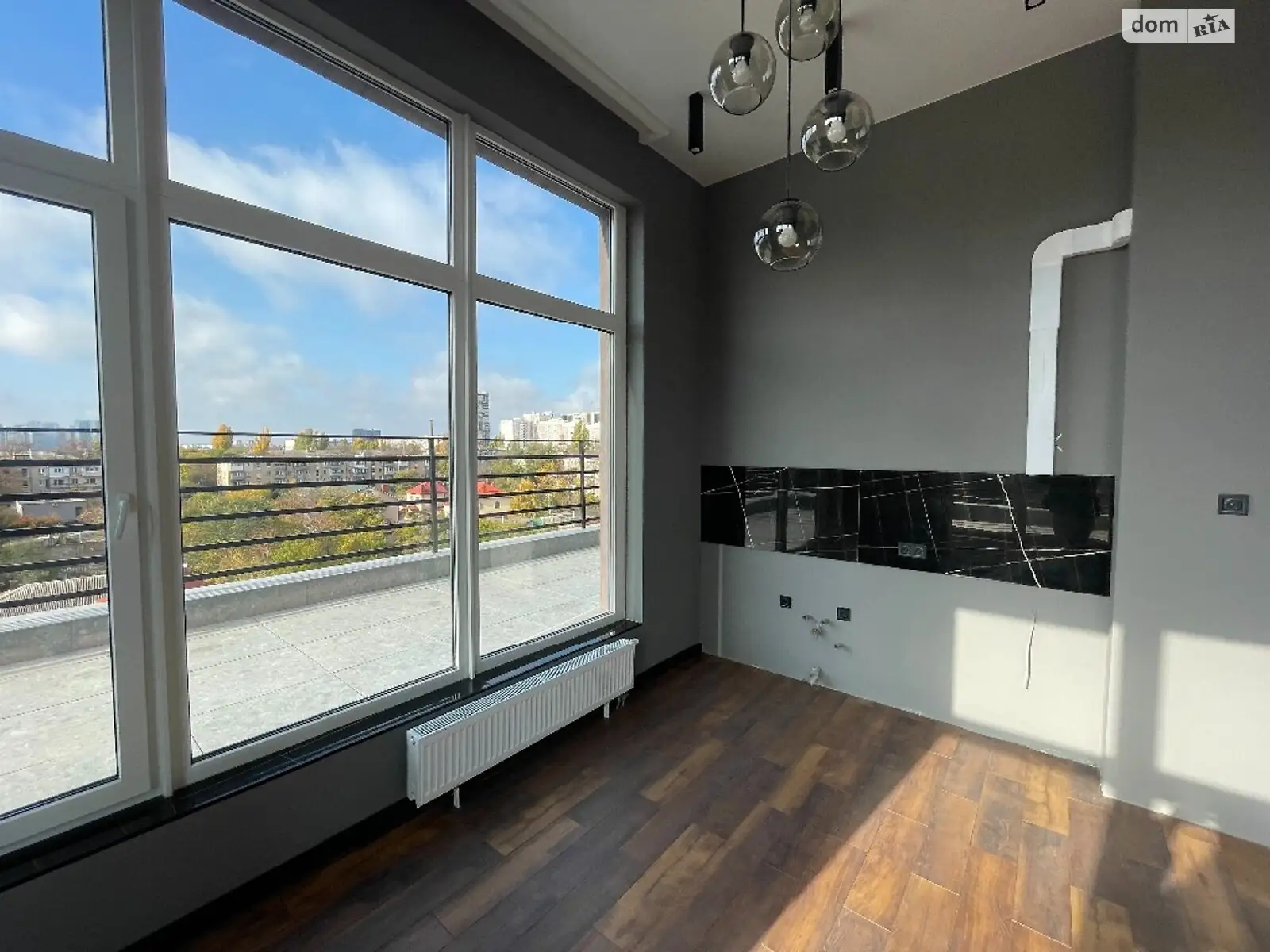 Продається 3-кімнатна квартира 69 кв. м у Одесі, вул. Педагогічна, 34А - фото 1