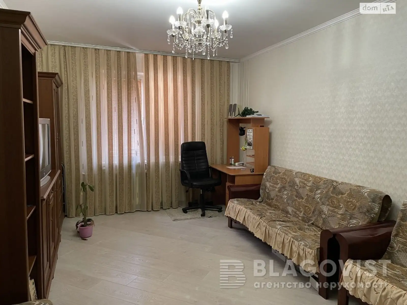 Продается 3-комнатная квартира 80 кв. м в Киеве, ул. Урловская, 38 - фото 1