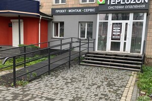 Долгосрочная аренда офисного здания, Ровно, р‑н. Авторынок, Королева улица, дом 2