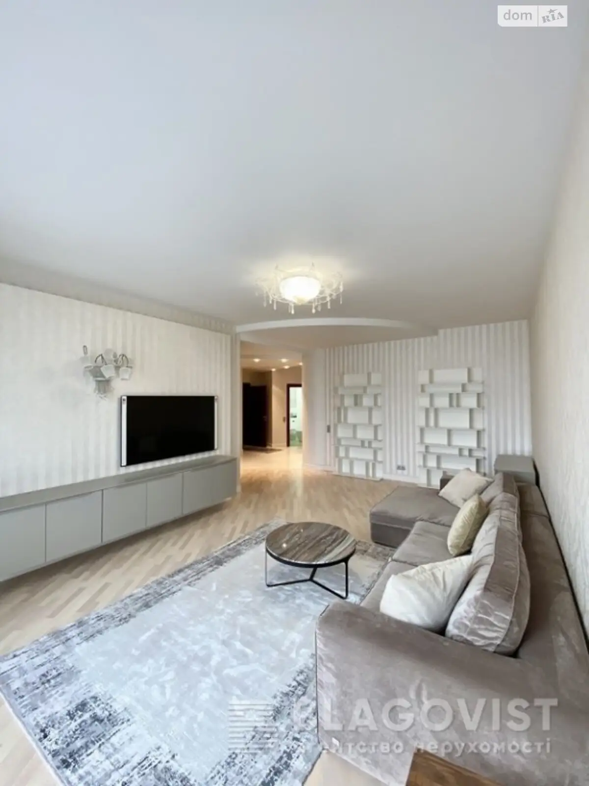 Продается 3-комнатная квартира 127 кв. м в Киеве, ул. Панаса Мирного, 12 - фото 1