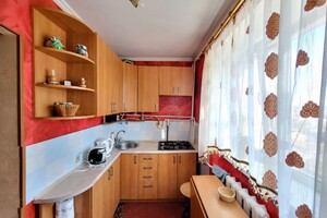 Продаж квартири, Хмельницький, р‑н. Центр, Заводська вулиця, буд. 63/1