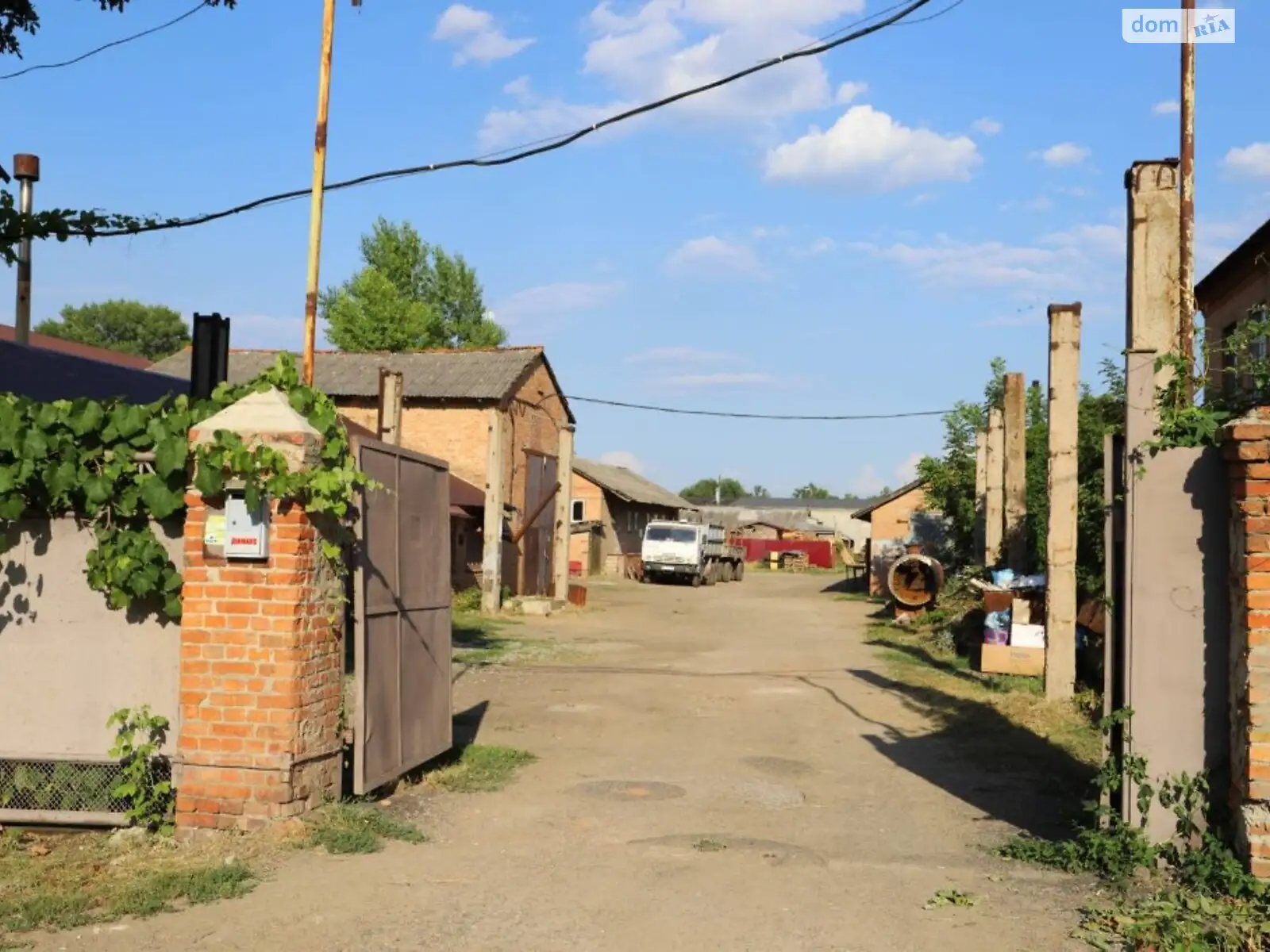 Продается помещения свободного назначения 518 кв. м в 1-этажном здании, цена: 90000 $