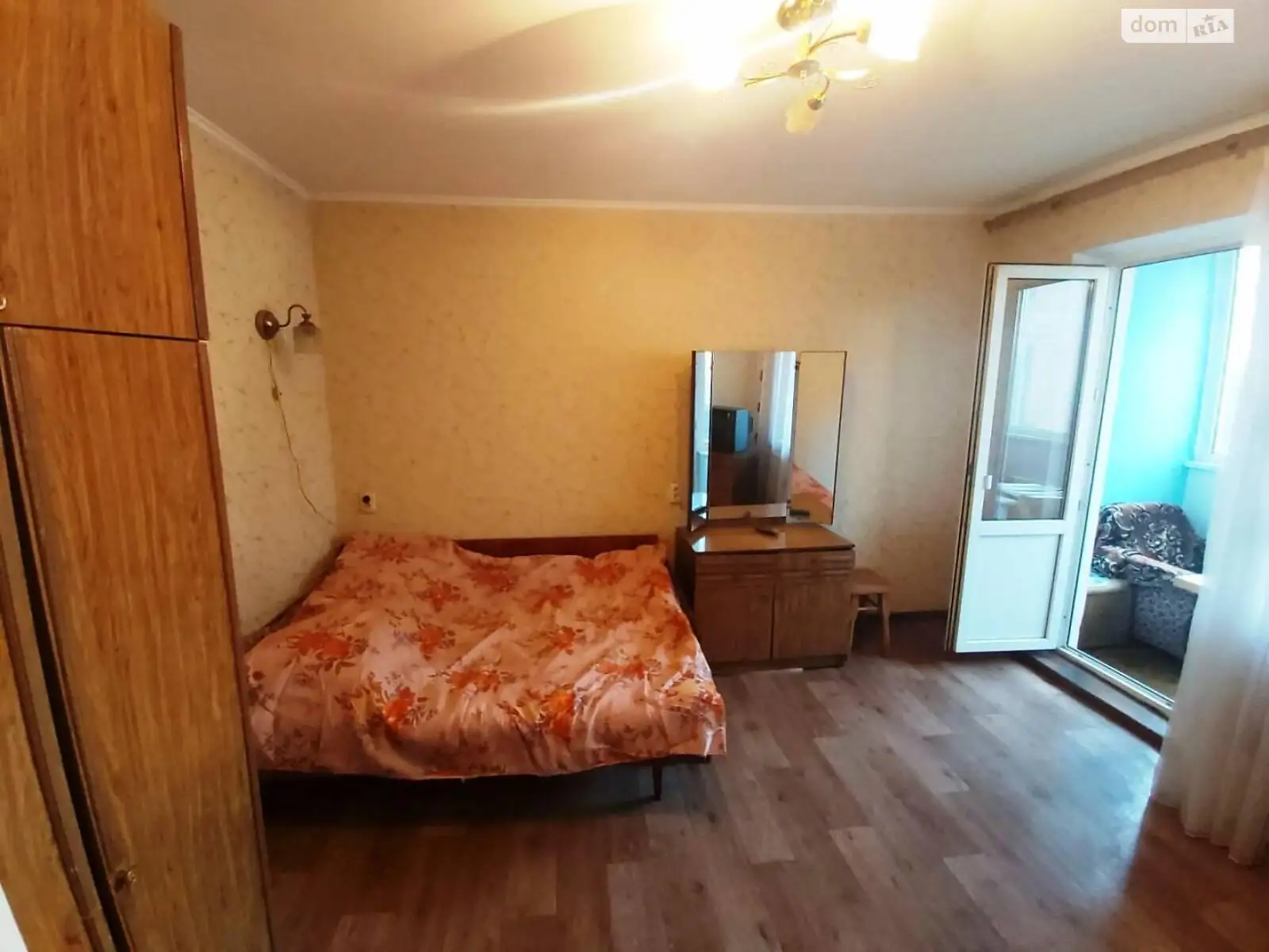 Продається 1-кімнатна квартира 34 кв. м у Одесі, вул. Академіка Корольова