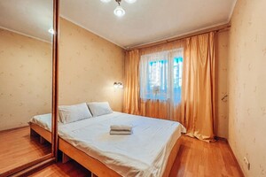 Сдается в аренду 2-комнатная квартира в Киеве, Шетицкого Андрея Метрополита улица