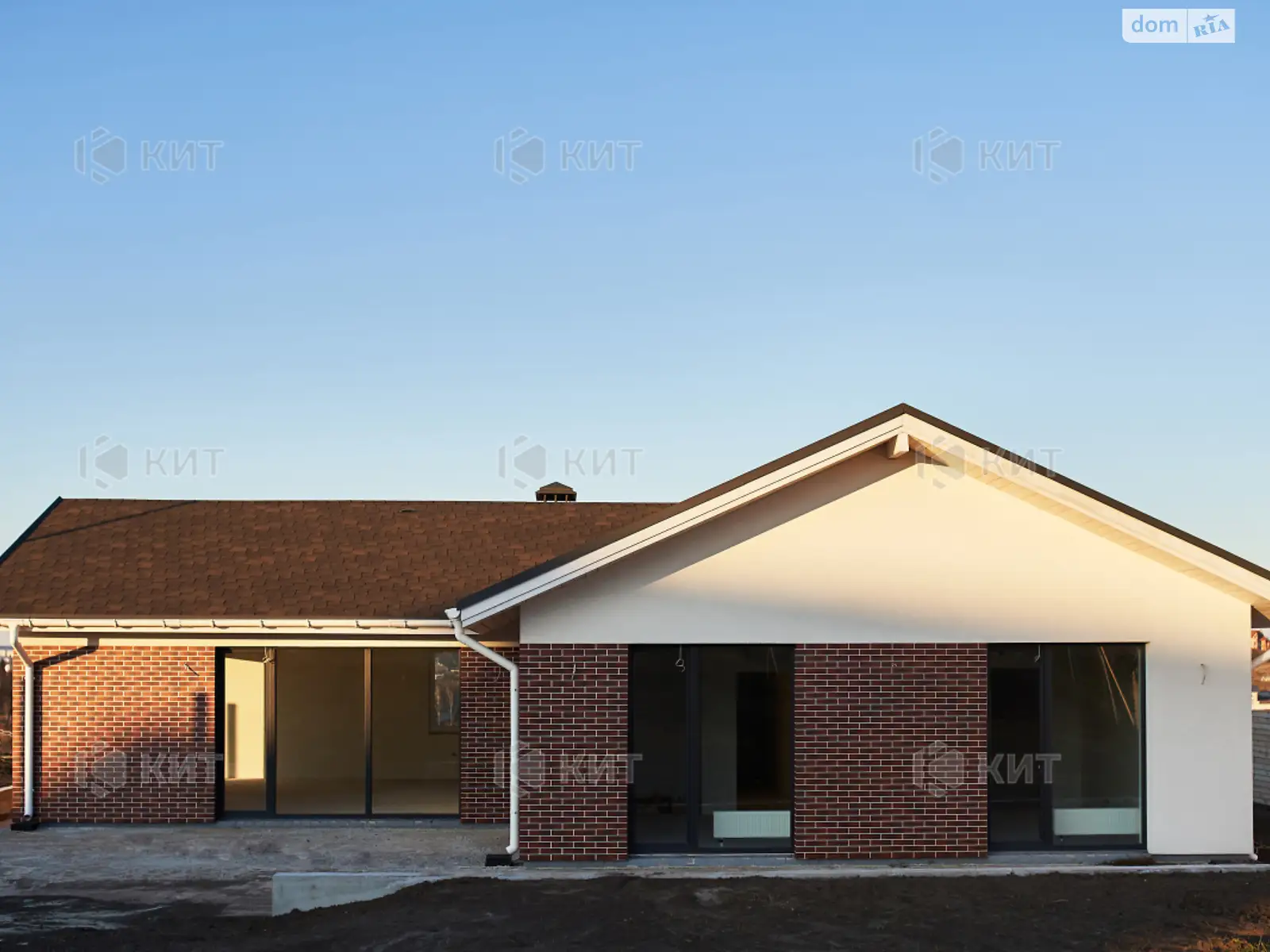 Продается одноэтажный дом 120 кв. м с подвалом, цена: 125000 $ - фото 1