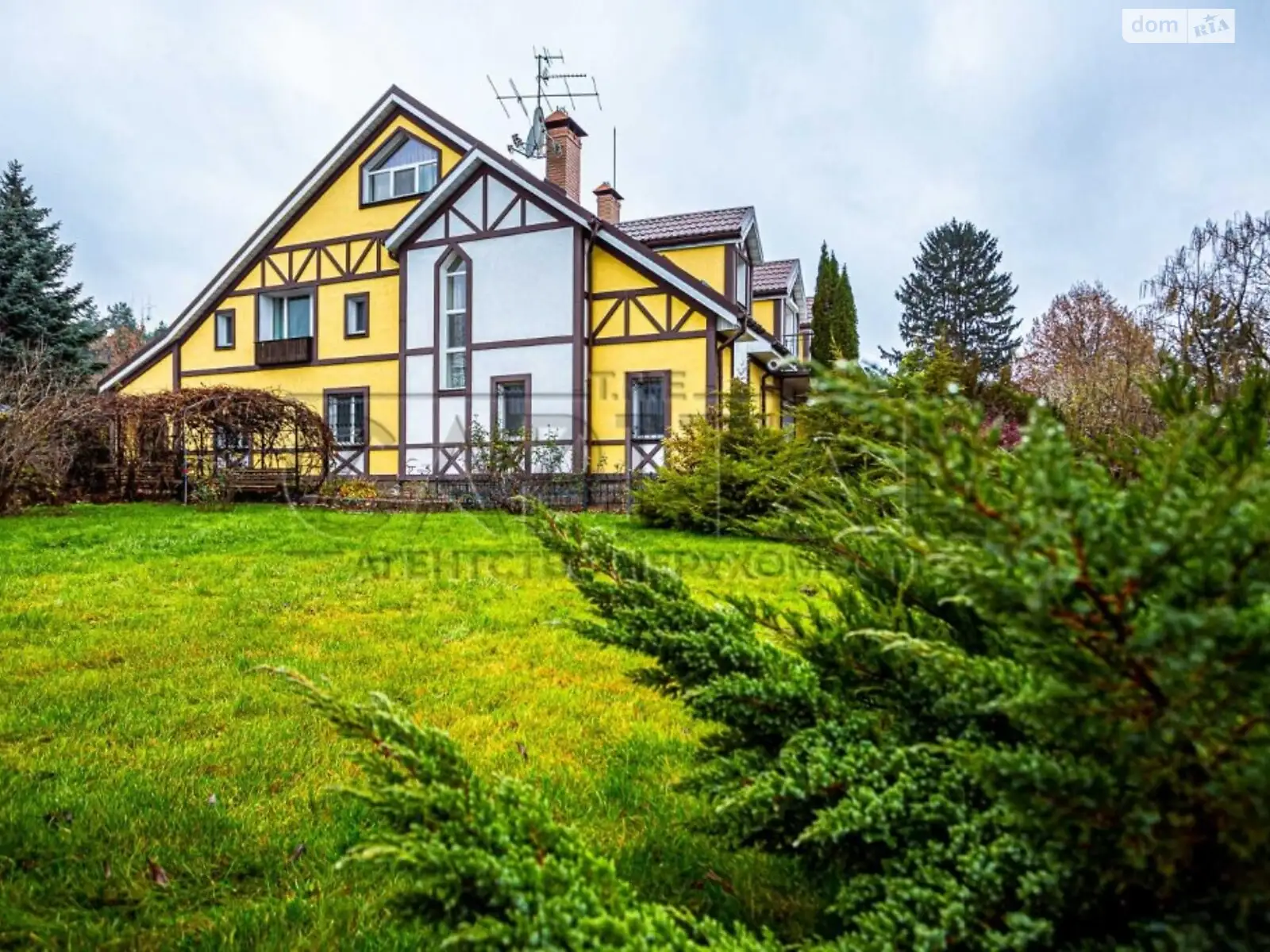 Центральная улица Великая Солтановка, цена: 495000 $ - фото 1