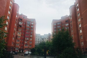 Продается 1-комнатная квартира 65 кв. м в Николаеве, цена: 65000 $