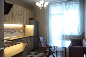 Здається в оренду 1-кімнатна квартира 47 кв. м у Одесі, Люстдорфська дорога вулиця